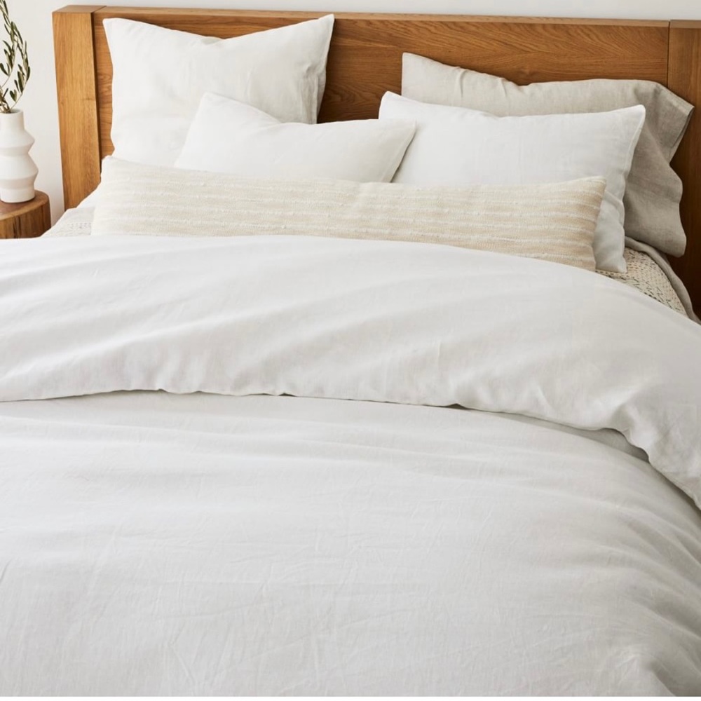 West Elm Queen Linen Duvet Cover and Pillow Shams